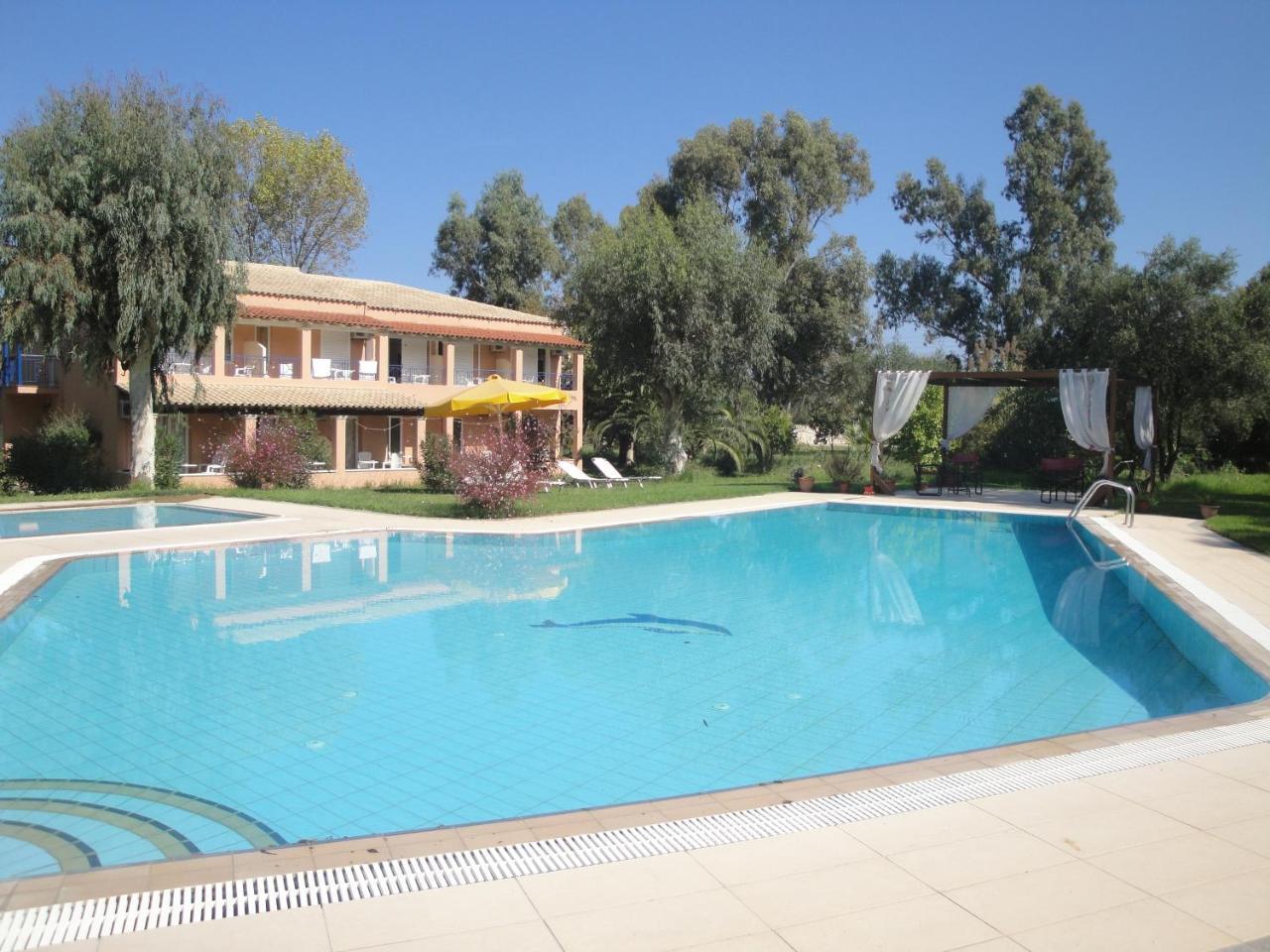 Tellis Holiday Rooms Moraḯtika Exterior foto