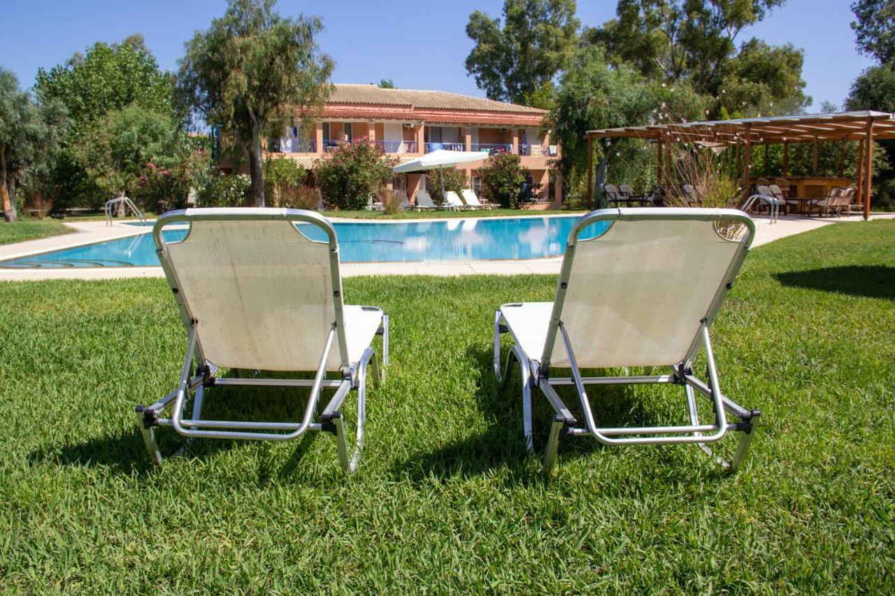 Tellis Holiday Rooms Moraḯtika Exterior foto