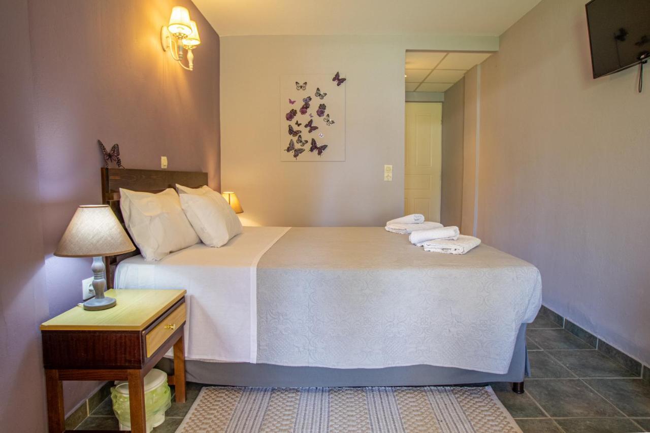 Tellis Holiday Rooms Moraḯtika Exterior foto
